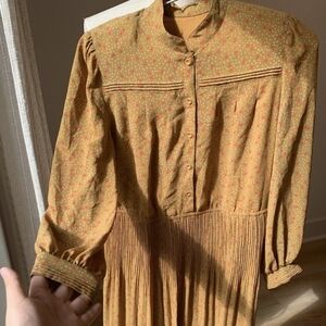Vintage Elegant Mustard Coloured Dress